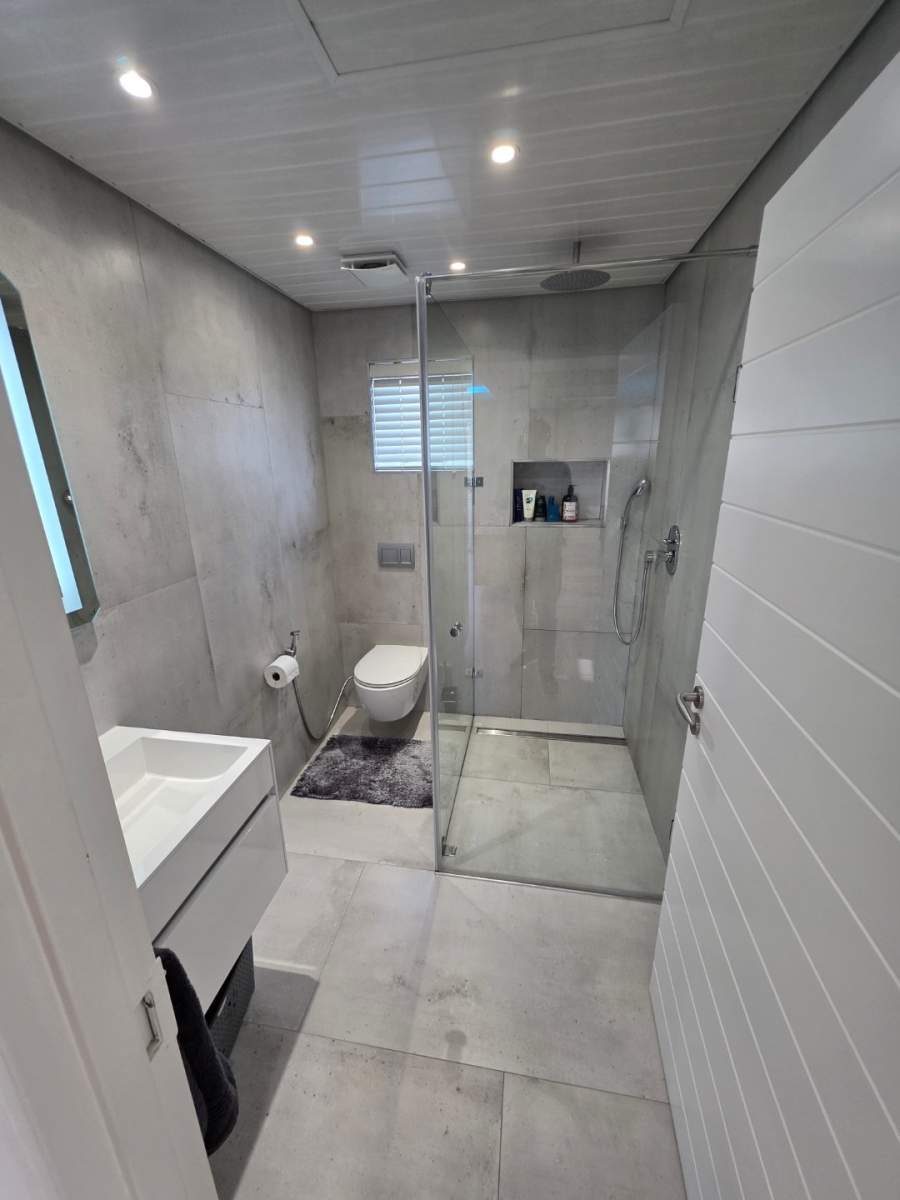 2 Bedroom Property for Sale in Lansdowne Western Cape
